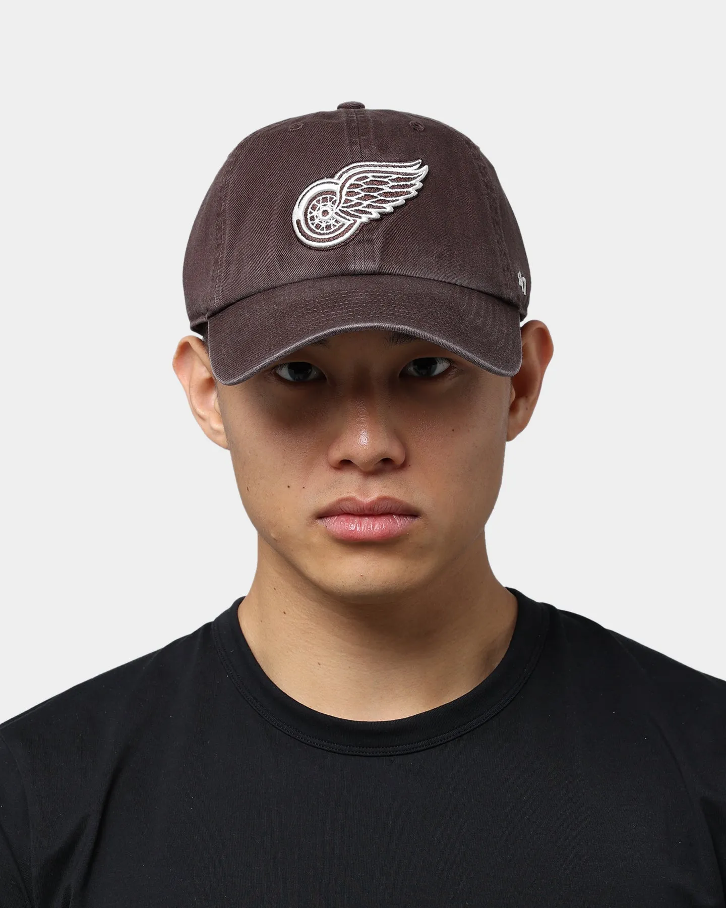 47 Brand Detroit Red Wings Clean Up Strapback Brown