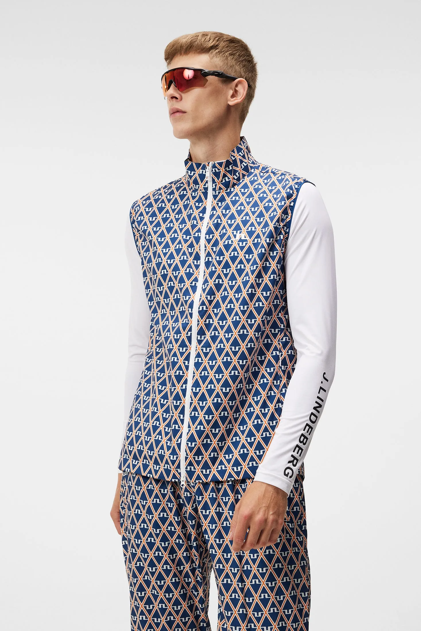 Ash Light Packable Vest Print / Estate Blue Diamond