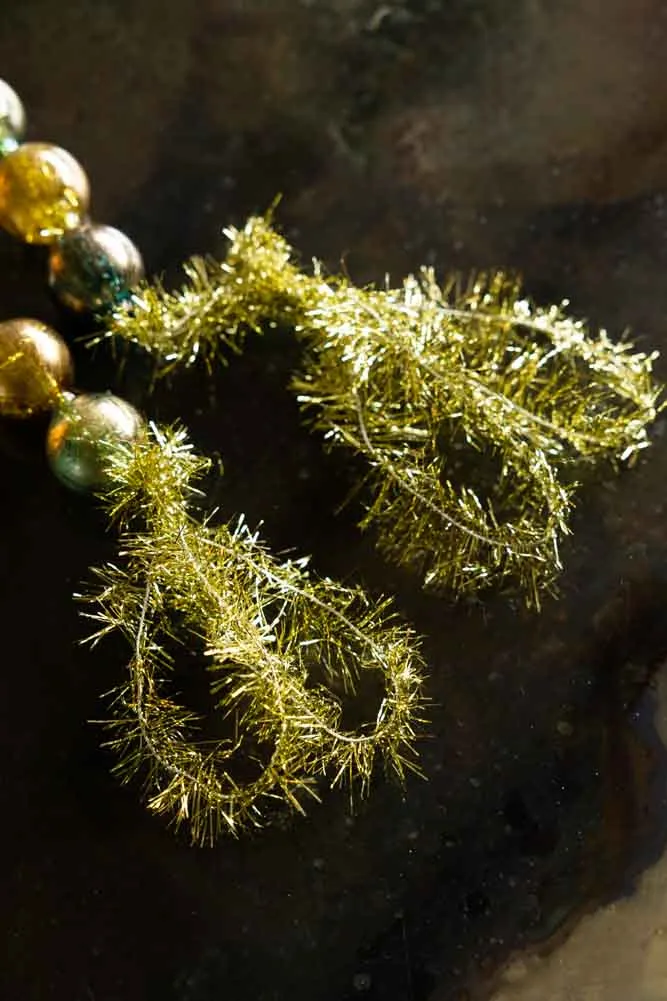 Black, Green & Gold Bauble Garland