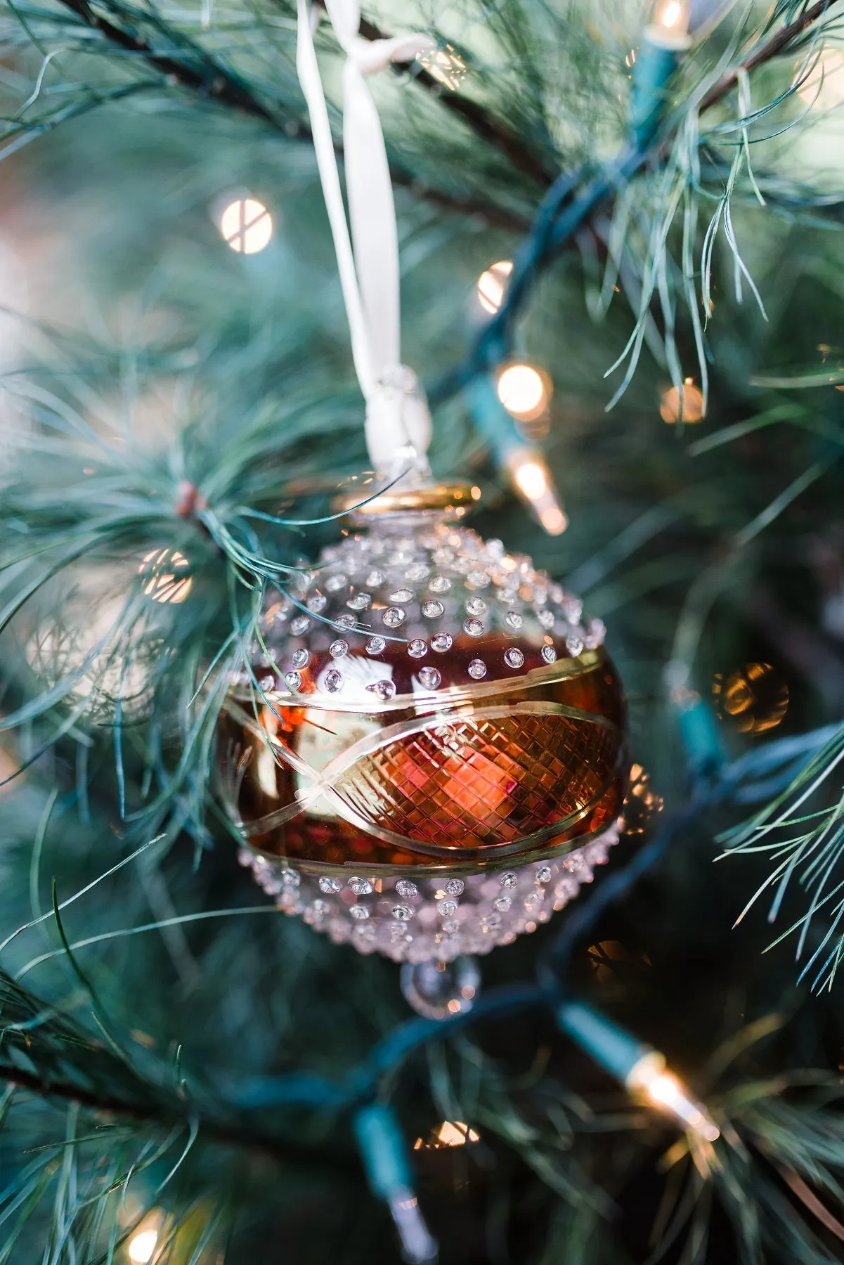 Center Band Ball Glass Ornament Red