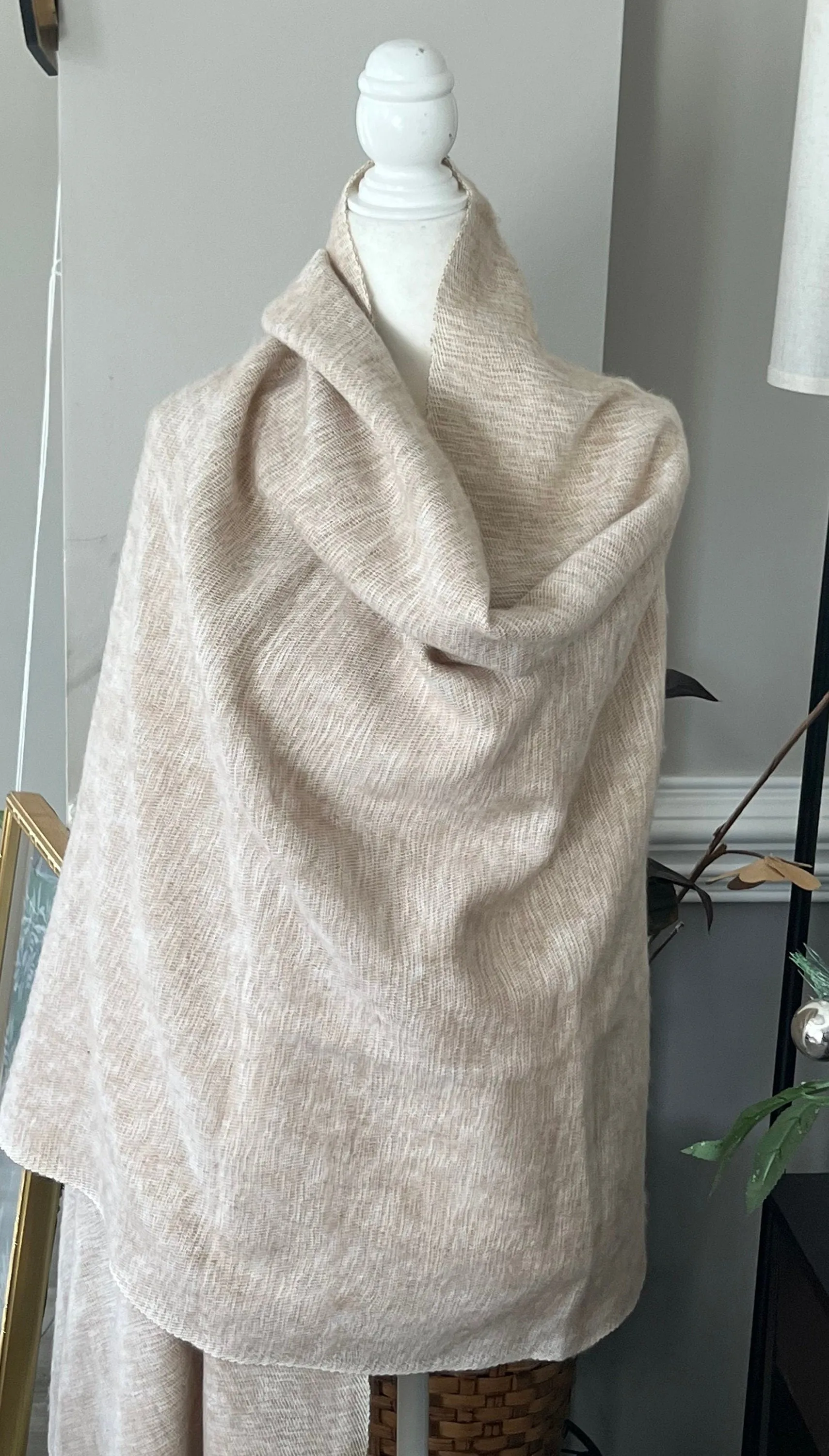 Cream/Beige Himalayan Yak wool Scarf, Shawl, Soft and warm Yoga Throw, Oversize scarf, Hand-Loomed Nepal, Unique handmade gift