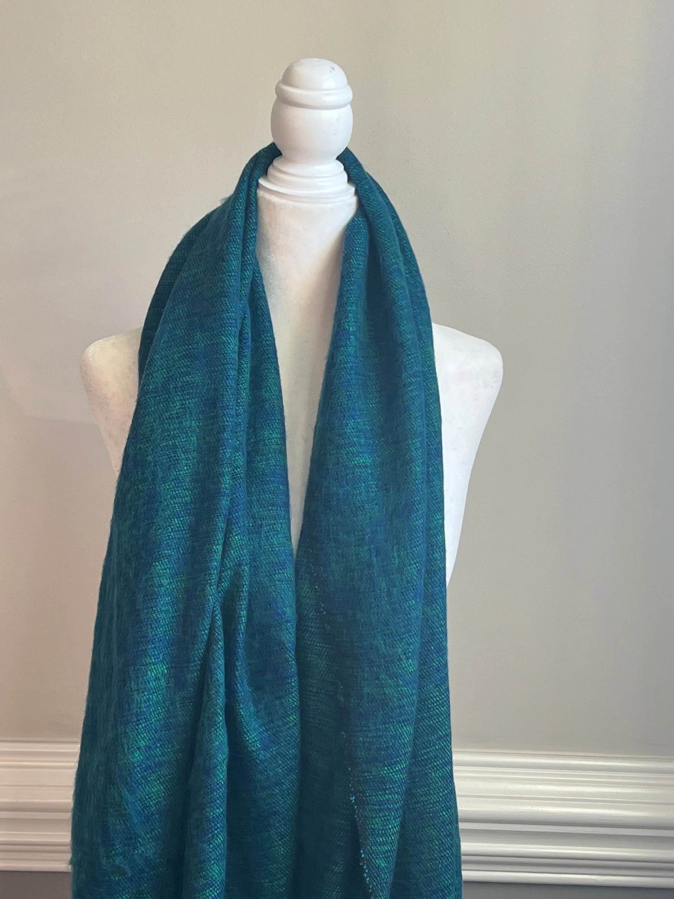 Teal green Handmade, Himalayan yak wool scarf/shawl/wrap/Hand loomed in Nepal