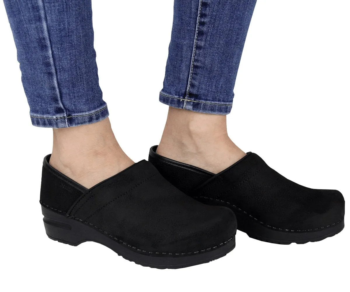 Textured Oil Slip-Resistant Women's Chef Shoes | Sanita Clogs