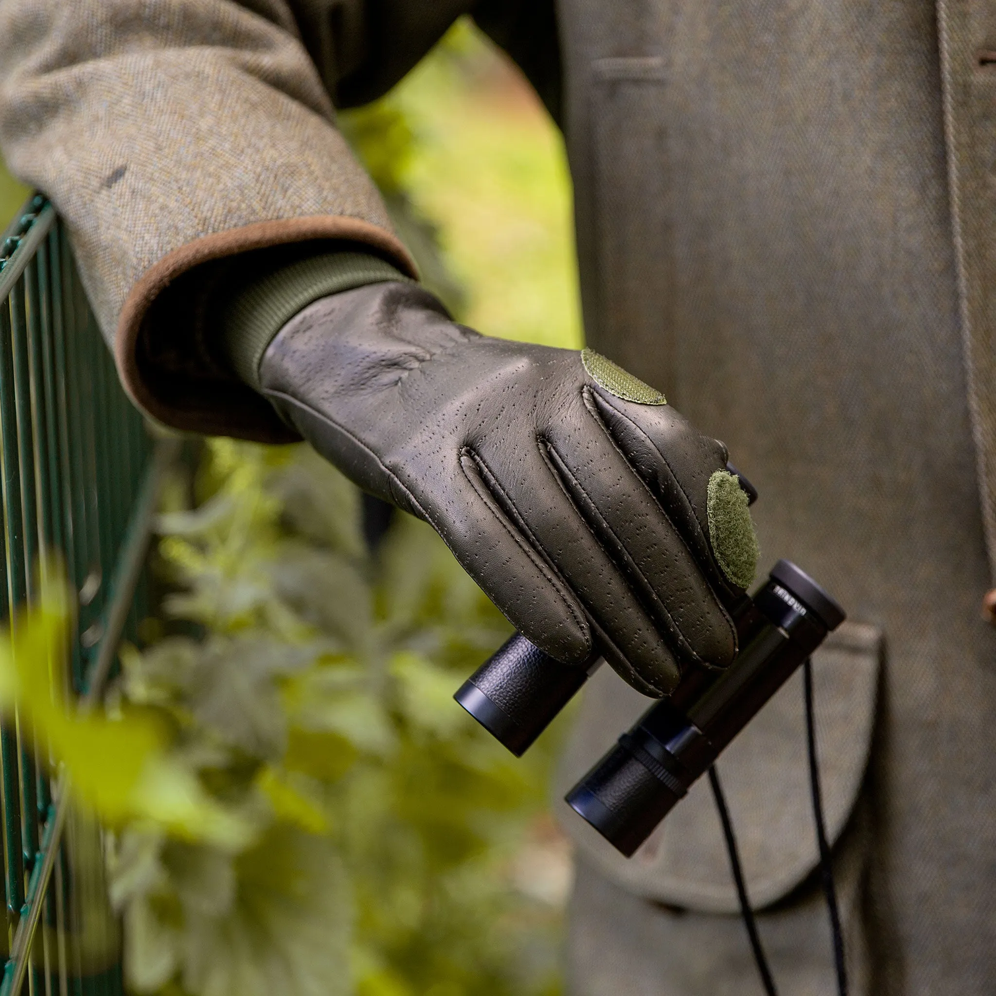 Women's Heritage Water-Resistant Silk-Lined Right Hand Leather Shooting Gloves